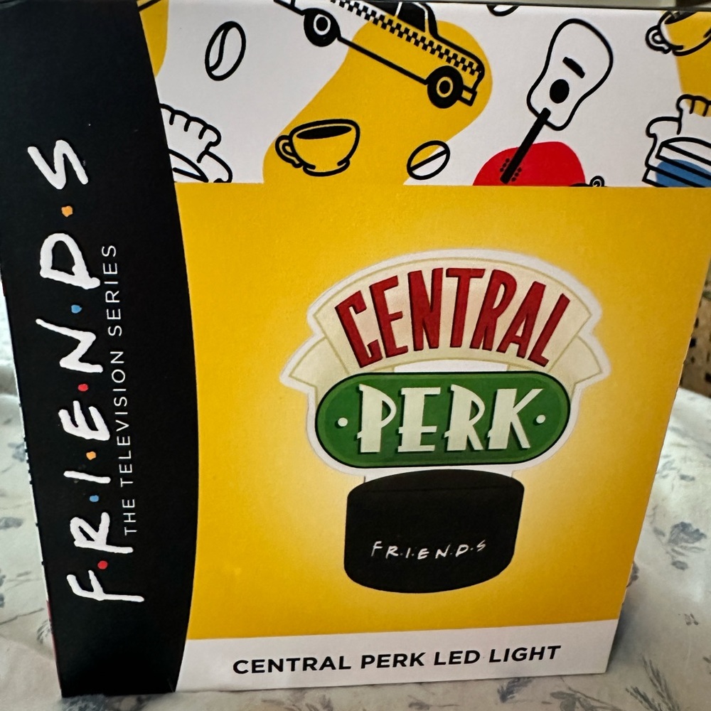 NWT Friends lamp